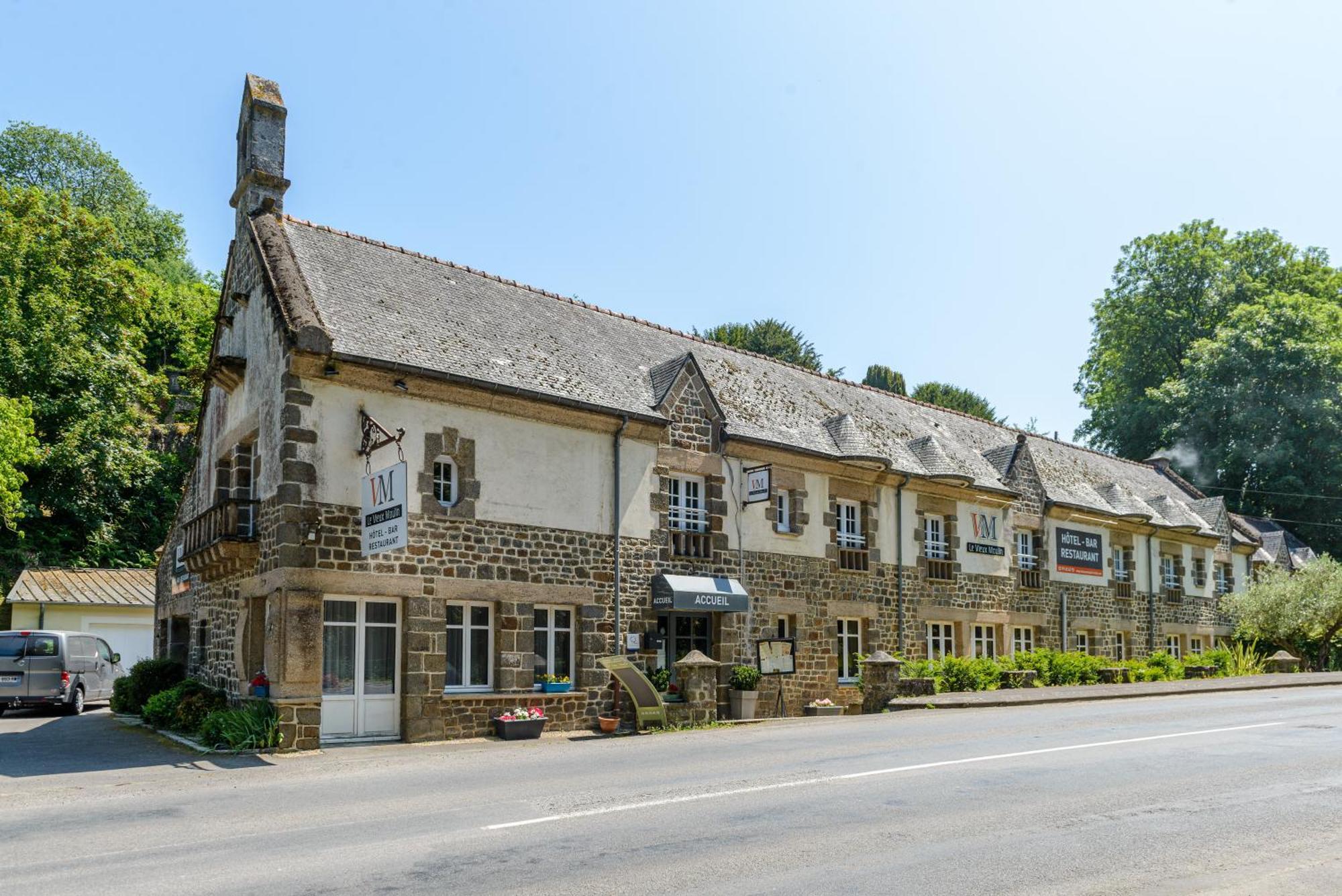 Le Vieux Moulin Otel Hédé Dış mekan fotoğraf